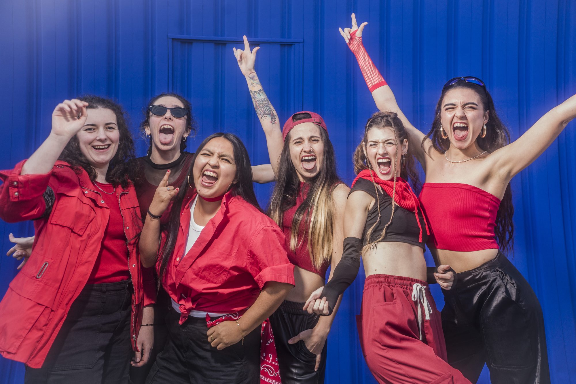 Les sis músiques del grup de versions Reines del Mambo